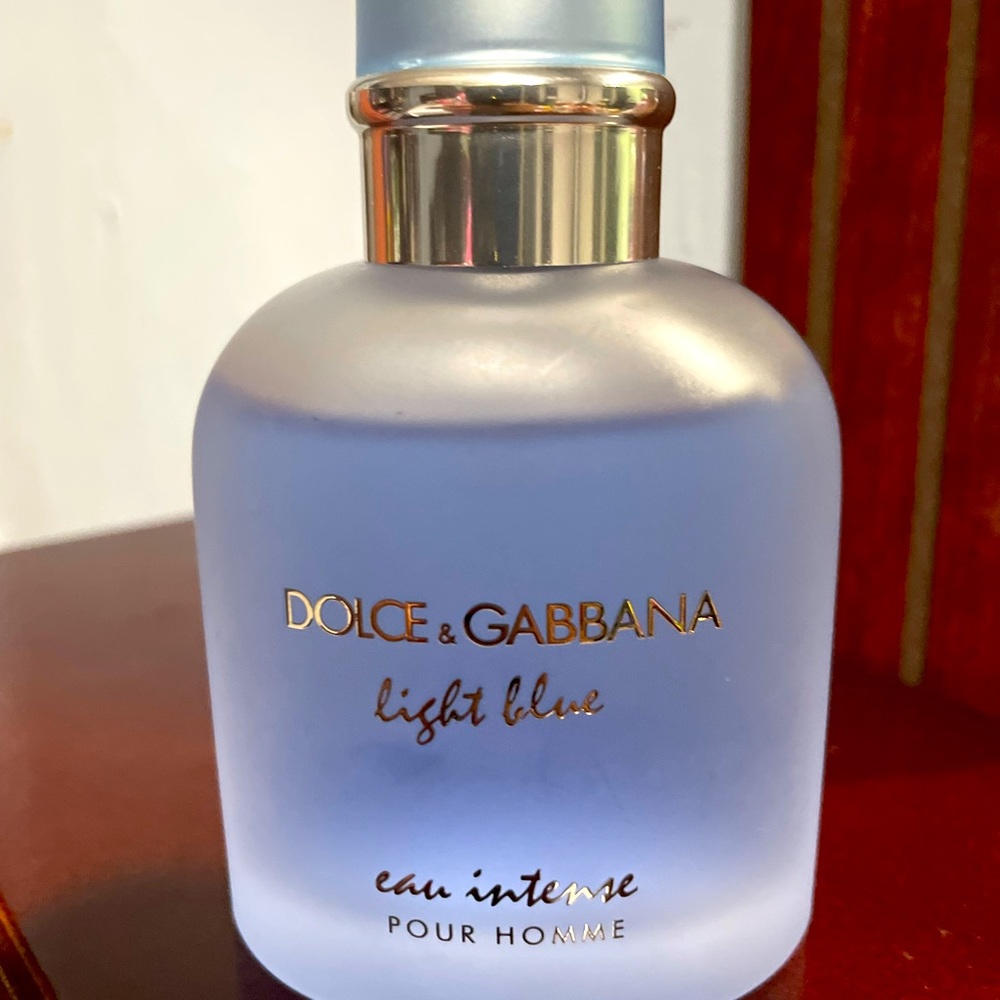 Dolce & Gabbana light blue eau intense pour Homme